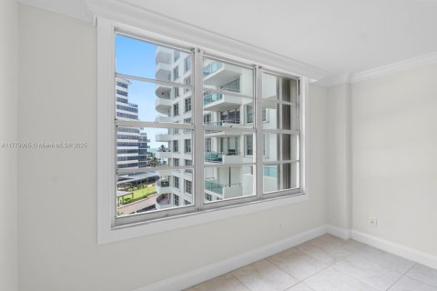 Copropriété à louer à Miami Beach, Floride: 2 chambres, 96.62 m2 № 1896816 - photo 22