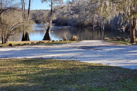 Terreno en venta en Fort White, Florida № 1532078 - foto 13