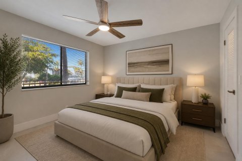 Condo in Lake Worth, Florida, 2 bedrooms № 2249730 - photo 19