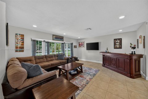 Casa en venta en Davie, Florida, 3 dormitorios, 183.11 m2 № 1838675 - foto 5