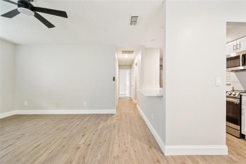House in Edgewater, Florida 3 bedrooms, 163.51 sq.m. № 1825056 - photo 7