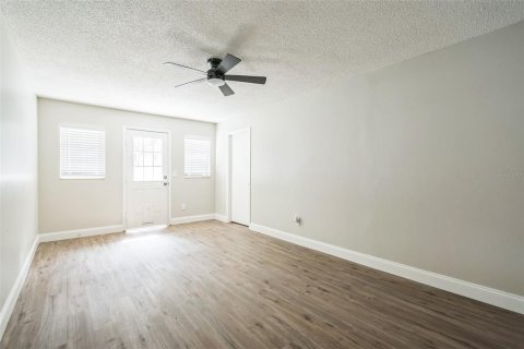 House in Edgewater, Florida 3 bedrooms, 163.51 sq.m. № 1825056 - photo 21