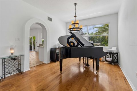 Купить виллу или дом в Одесса, Флорида 6 комнат, 219.25м2, № 2151807 - фото 15