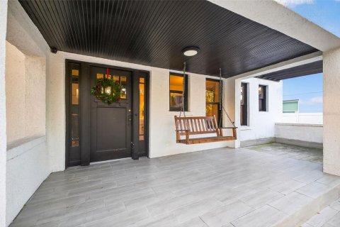 Casa en venta en Saint Petersburg, Florida, 4 dormitorios, 187.66 m2 № 2101540 - foto 5