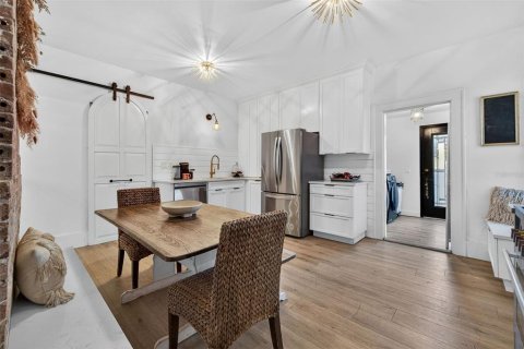 Casa en venta en Saint Petersburg, Florida, 4 dormitorios, 187.66 m2 № 2101540 - foto 13