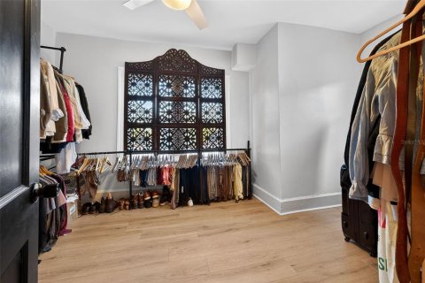 Casa en venta en Saint Petersburg, Florida, 4 dormitorios, 187.66 m2 № 2101540 - foto 30