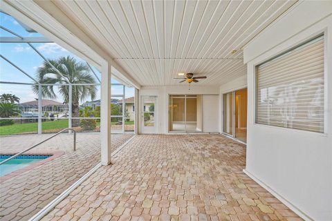 House in Punta Gorda, Florida 3 bedrooms, 151.9 sq.m. № 1717553 - photo 19
