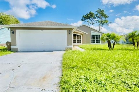 Casa en alquiler en Kissimmee, Florida, 3 dormitorios, 102.94 m2 № 1915113 - foto 1