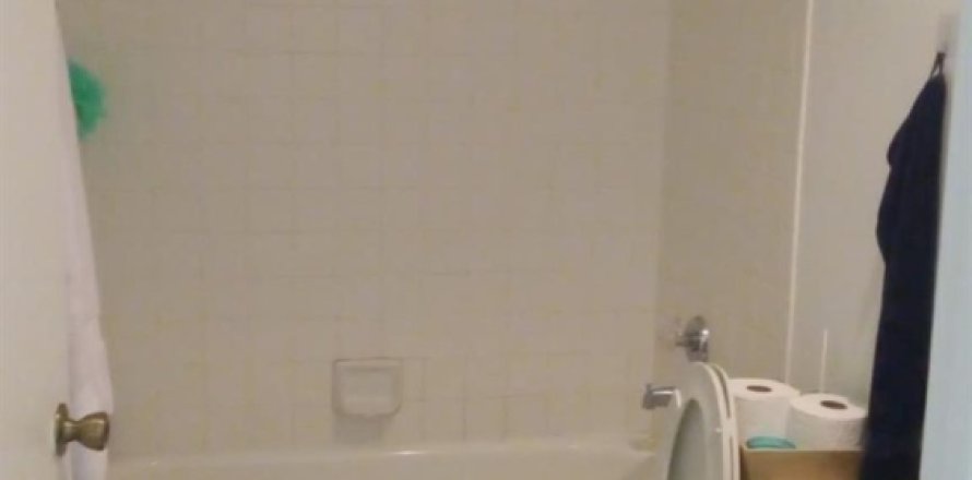 Townhouse in Weston, Florida 2 bedrooms, 207.54 sq.m. № 1059077