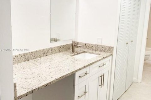 Copropriété à louer à Lauderhill, Floride: 1 chambre, 74.32 m2 № 2390499 - photo 11