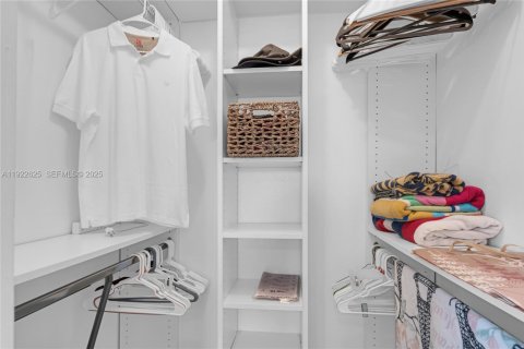 Купить кондоминиум в Холливуд, Флорида 2 спальни, 92.9м2, № 1982536 - фото 19