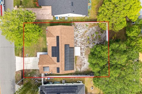 House in Kissimmee, Florida 3 bedrooms № 1753047 - photo 5