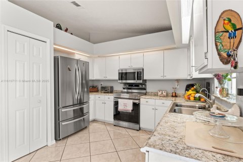 House in Kissimmee, Florida 3 bedrooms № 1753047 - photo 30