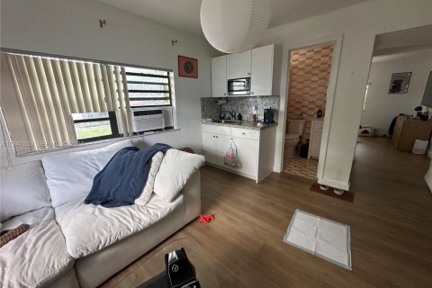 Купить коммерческую недвижимость в Майами, Флорида 185.9м2, № 2003767 - фото 9