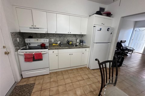 Купить коммерческую недвижимость в Майами, Флорида 185.9м2, № 2003767 - фото 5