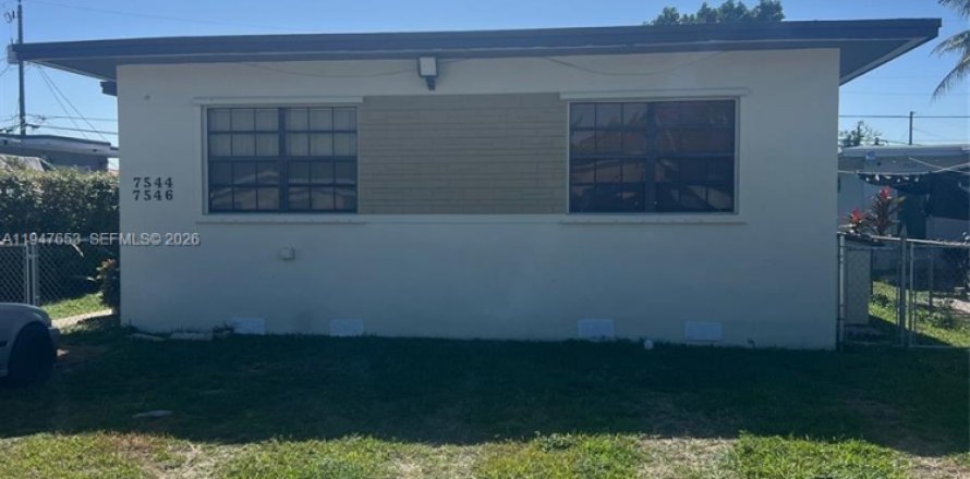 Immobilier commercial à Miami, Floride 185.9 m2 № 2003767