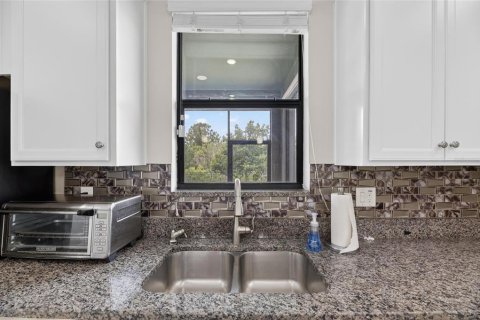 Casa en alquiler en Wesley Chapel, Florida, 5 dormitorios, 275.36 m2 № 2115862 - foto 26