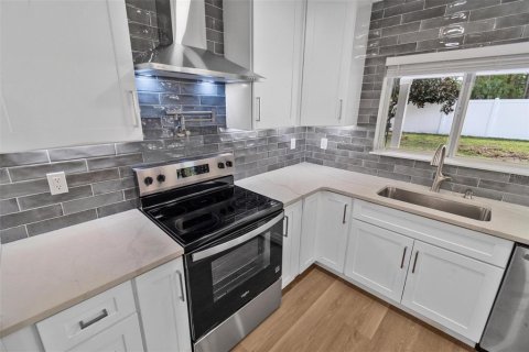 Купить виллу или дом в Палм-Кост, Флорида 11 комнат, 268.49м2, № 2422713 - фото 16