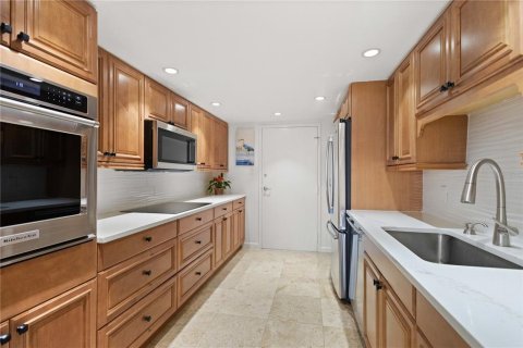 Купить кондоминиум в Сарасота, Флорида 6 комнат, 158.4м2, № 1530274 - фото 10