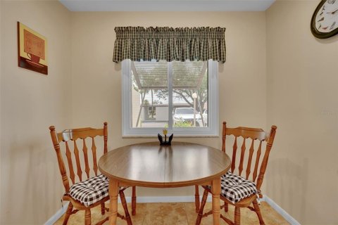Condo in Sarasota, Florida, 2 bedrooms № 2198393 - photo 28