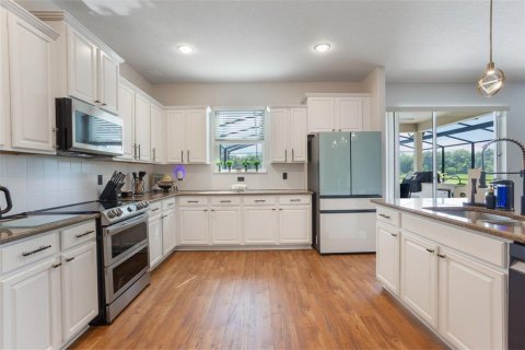 House in Groveland, Florida 5 bedrooms, 358.23 sq.m. № 1778118 - photo 9