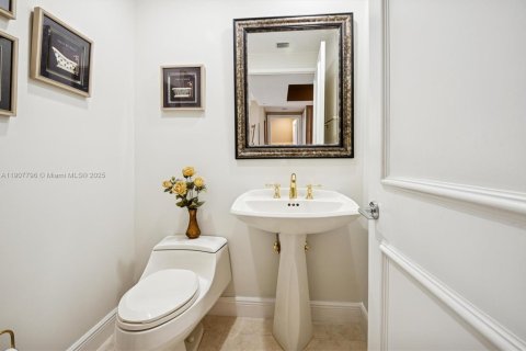 Купить кондоминиум в Ки-Бискейн, Флорида 2 спальни, 195.09м2, № 1965714 - фото 20