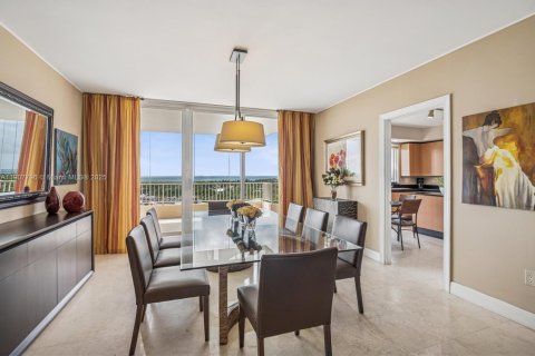 Купить кондоминиум в Ки-Бискейн, Флорида 2 спальни, 195.09м2, № 1965714 - фото 6