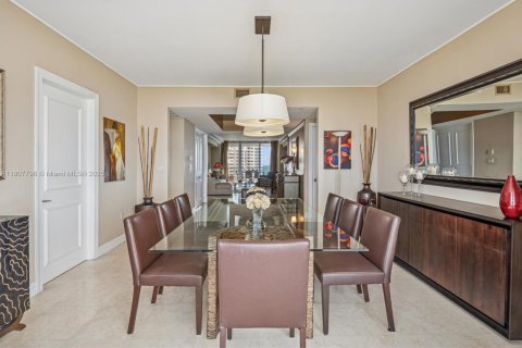 Купить кондоминиум в Ки-Бискейн, Флорида 2 спальни, 195.09м2, № 1965714 - фото 7