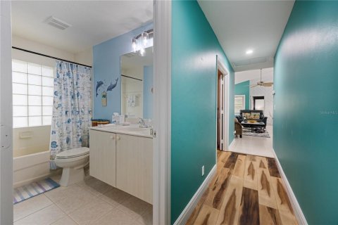 House in Estero, Florida 3 bedrooms, 140.19 sq.m. № 1906756 - photo 26
