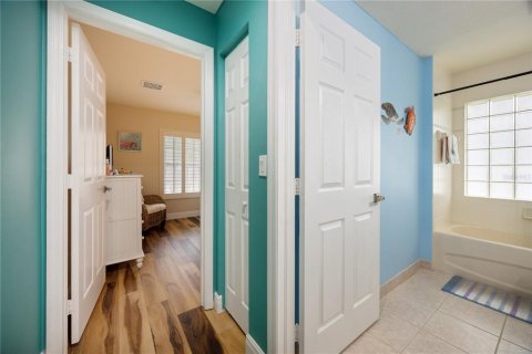 House in Estero, Florida 3 bedrooms, 140.19 sq.m. № 1906756 - photo 27