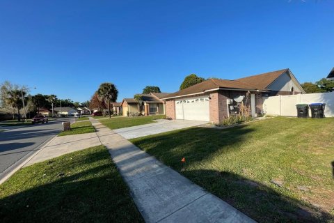 Villa ou maison à Orlando, Floride 3 chambres, 130.53 m2 № 2212724