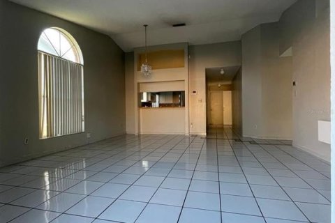 House in Orlando, Florida 3 bedrooms, 130.53 sq.m. № 2212724 - photo 25