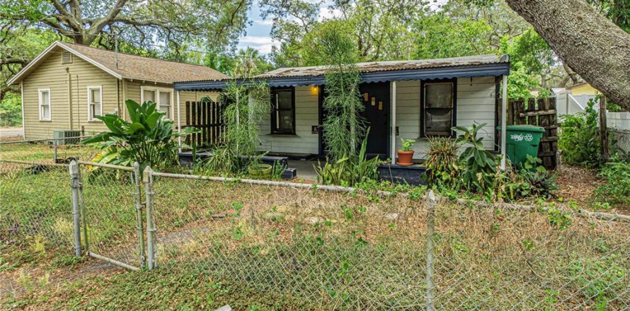 Casa en Tampa, Florida 2 dormitorios, 74.32 m2 № 2167788
