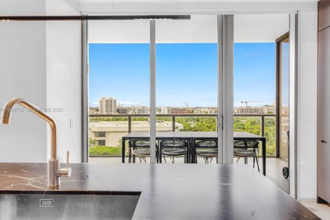 Condo in Bal Harbour, Florida, 4 bedrooms № 2003358 - photo 8