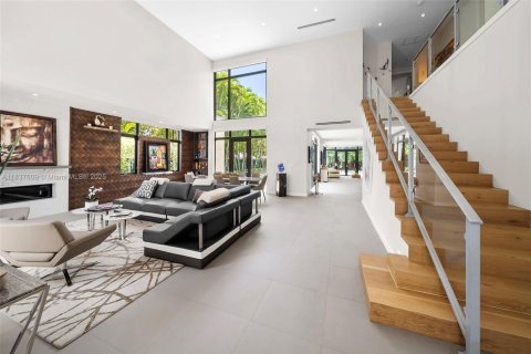 Casa en venta en South Miami, Florida, 6 dormitorios, 431.62 m2 № 1855386 - foto 4