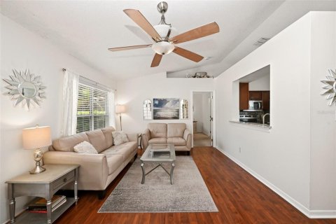House in Clermont, Florida 3 bedrooms, 114.83 sq.m. № 2196364 - photo 7