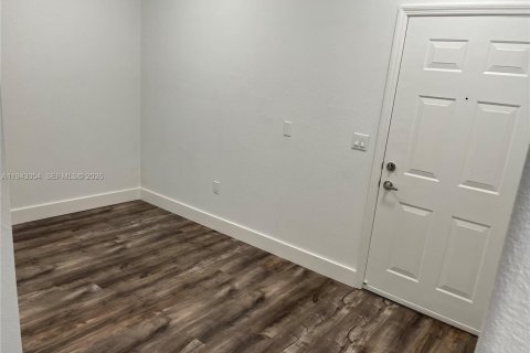 Copropriété à louer à Fort Lauderdale, Floride: 1 chambre, 71.91 m2 № 1999407 - photo 11