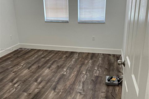 Copropriété à louer à Fort Lauderdale, Floride: 1 chambre, 71.91 m2 № 1999407 - photo 3