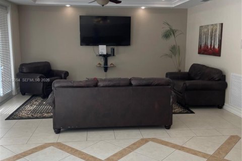 Copropriété à louer à Fort Lauderdale, Floride: 1 chambre, 71.91 m2 № 1999407 - photo 20