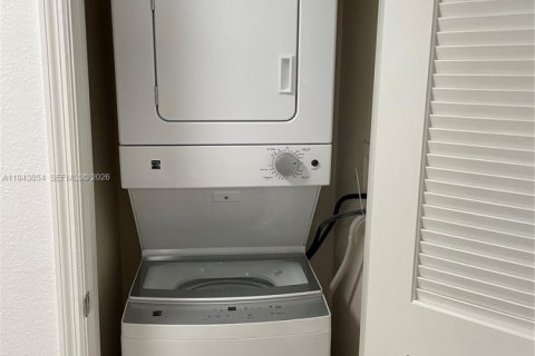 Copropriété à louer à Fort Lauderdale, Floride: 1 chambre, 71.91 m2 № 1999407 - photo 16