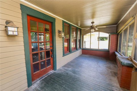 House in Lakeland, Florida 3 bedrooms, 128.21 sq.m. № 1905486 - photo 2