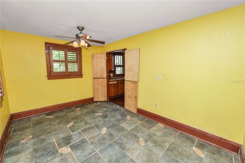 House in Lakeland, Florida 3 bedrooms, 128.21 sq.m. № 1905486 - photo 5