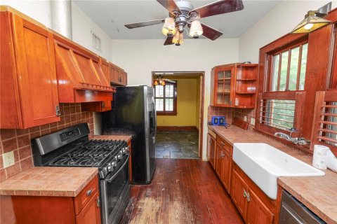 House in Lakeland, Florida 3 bedrooms, 128.21 sq.m. № 1905486 - photo 8