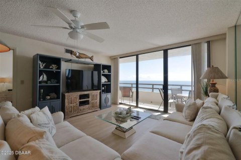 Condo in Daytona Beach, Florida, 2 bedrooms  № 1722413 - photo 6