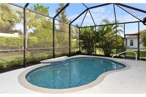 House in Lakewood Ranch, Florida 2 bedrooms, 184.78 sq.m. № 1634364 - photo 10