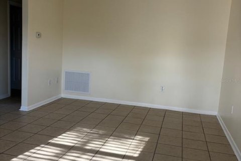 Apartment in New Port Richey, Florida 2 bedrooms, 74.32 sq.m. № 1757479 - photo 3