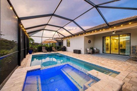House in LORRAINE LAKES in Lakewood Ranch, Florida 4 bedrooms, 188.31 sq.m. № 2200459 - photo 30