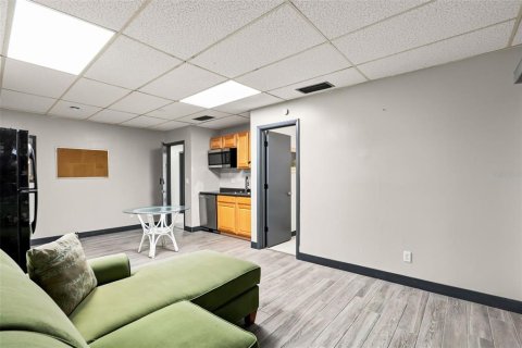 Propiedad comercial en venta en Eustis, Florida, 433.39 m2 № 2221028 - foto 27