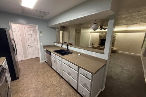 Casa en alquiler en Gainesville, Florida, 3 dormitorios, 136.75 m2 № 1901530 - foto 9