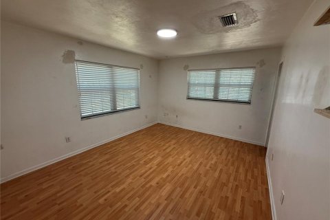 Casa en alquiler en Gainesville, Florida, 3 dormitorios, 136.75 m2 № 1901530 - foto 3